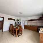 Casa Valeria Тинахо